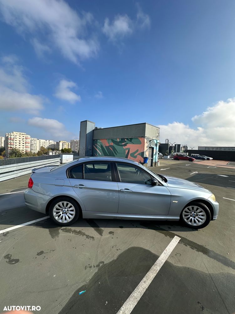 BMW Seria 3 316i - 6