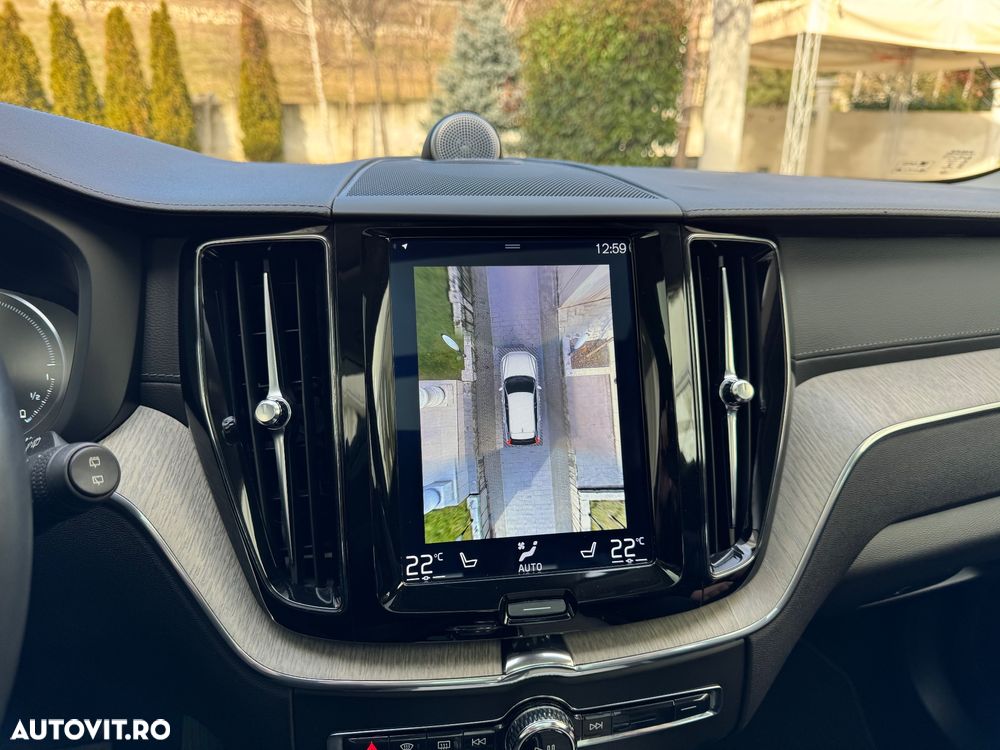 Volvo XC 60 Recharge T8 Twin Engine eAWD Inscription - 37