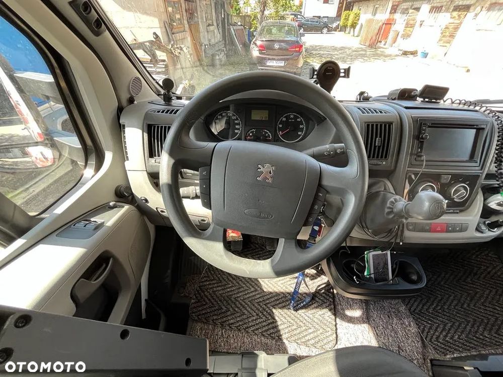 Peugeot chausson - 7
