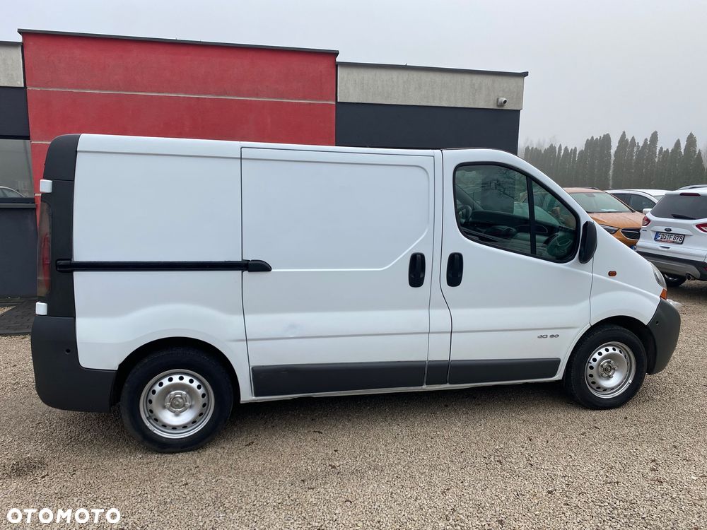 Renault Trafic - 23