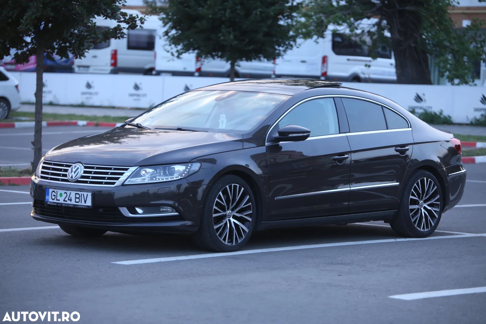 Volkswagen Passat CC 2.0 TDI 4Motion DSG - 1