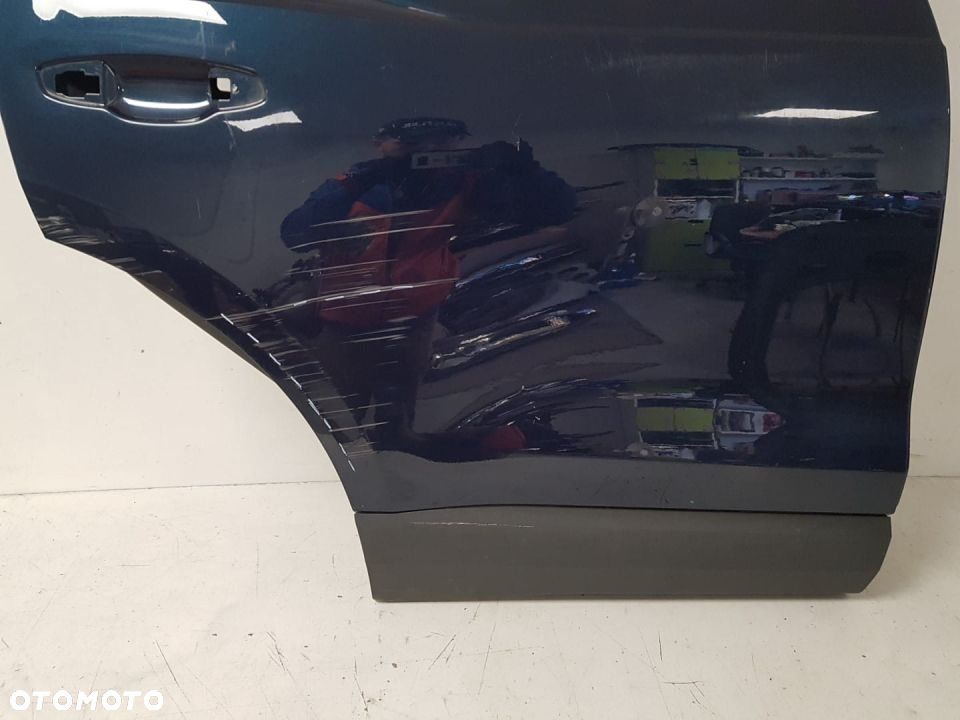 DRZWI PRAWE TYLNE PRAWY TYŁ AUDI Q3 II 83A 18- DO LAKIEROWANIA - 4