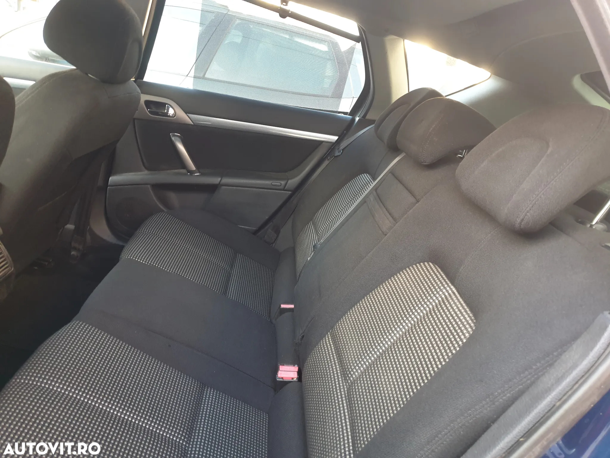 Peugeot 407 SW HDi 135 Automatik Sport - 8