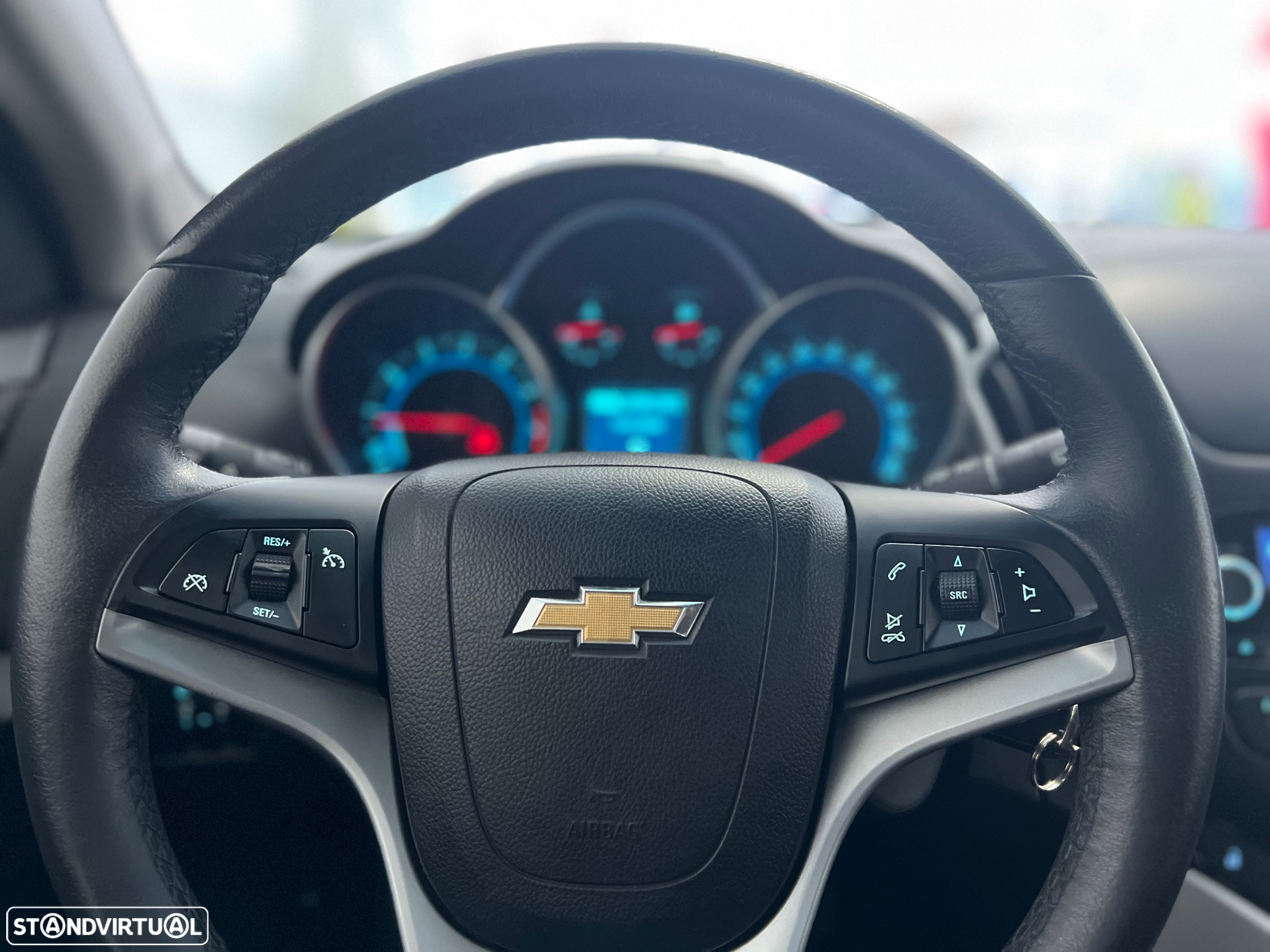 Chevrolet Cruze SW 1.4 LT - 18