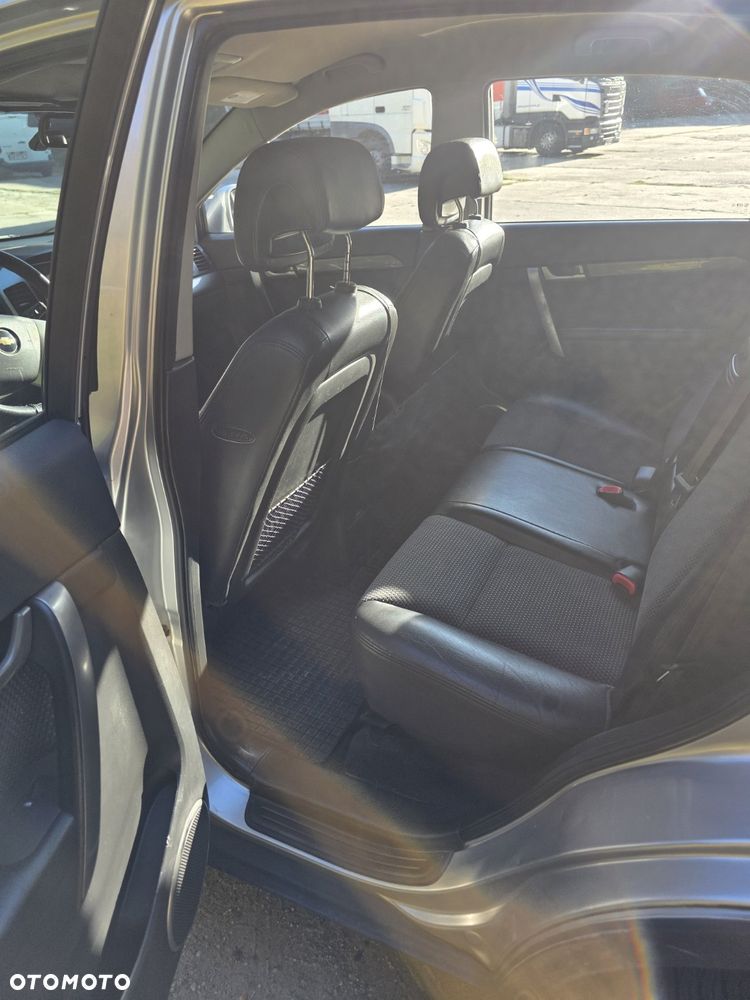Chevrolet Captiva - 10