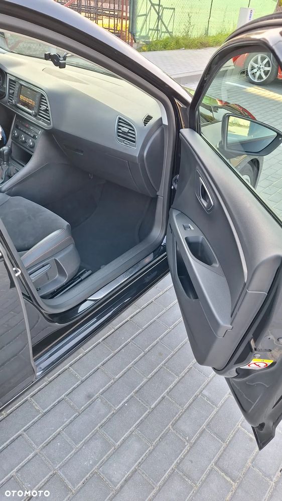 Seat Leon 2.0 TDI FR S&S DSG - 23