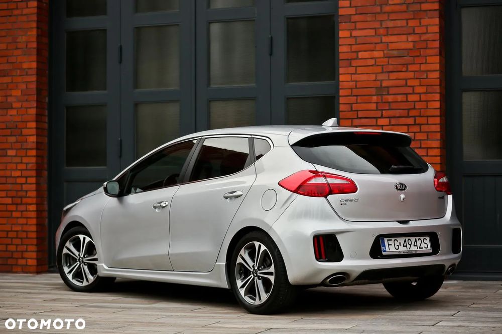 Kia Ceed Cee'd 1.6 CRDi GT Line - 12