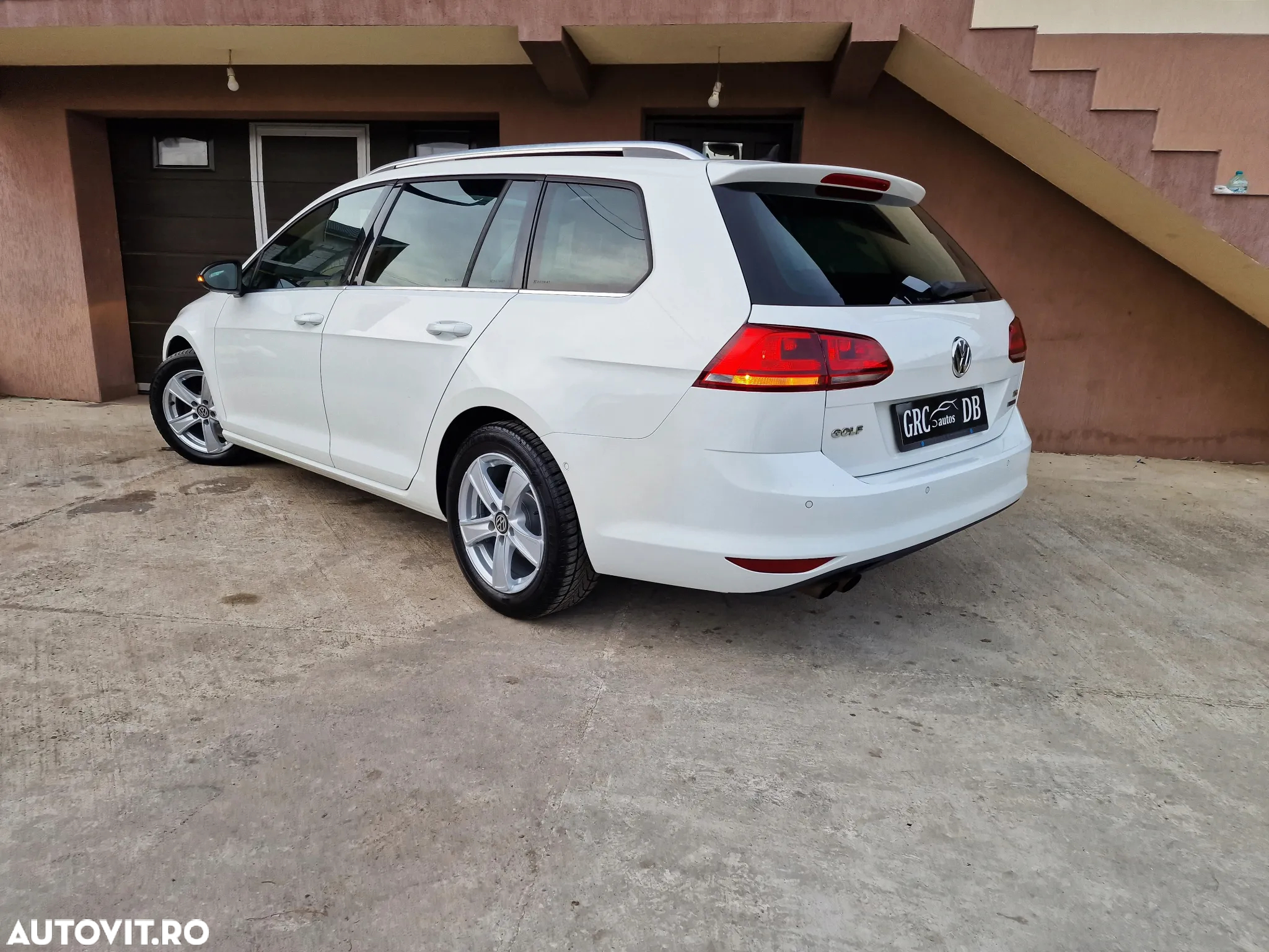 Volkswagen Golf 1.4 TSI BlueMotion Technology DSG Highline - 8