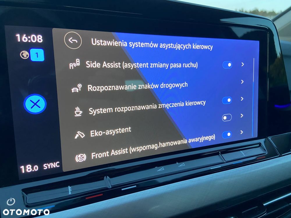 Volkswagen Golf 2.0 TDI SCR DSG Life - 25