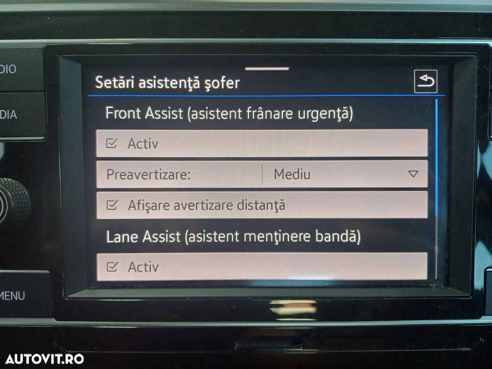 Volkswagen Passat 1.5 TSI ACT DSG Trendline - 18