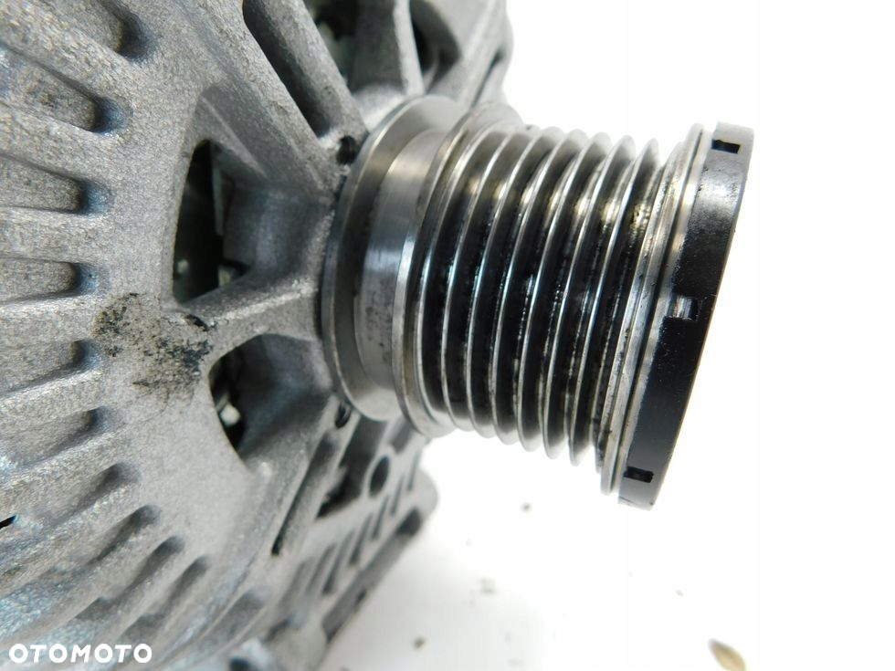 Jeep Grand Cherokee WK WH 3.0 CRD alternator NEW - 3