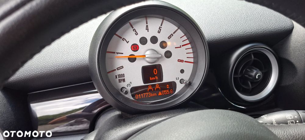 MINI Cooper Standard - 3