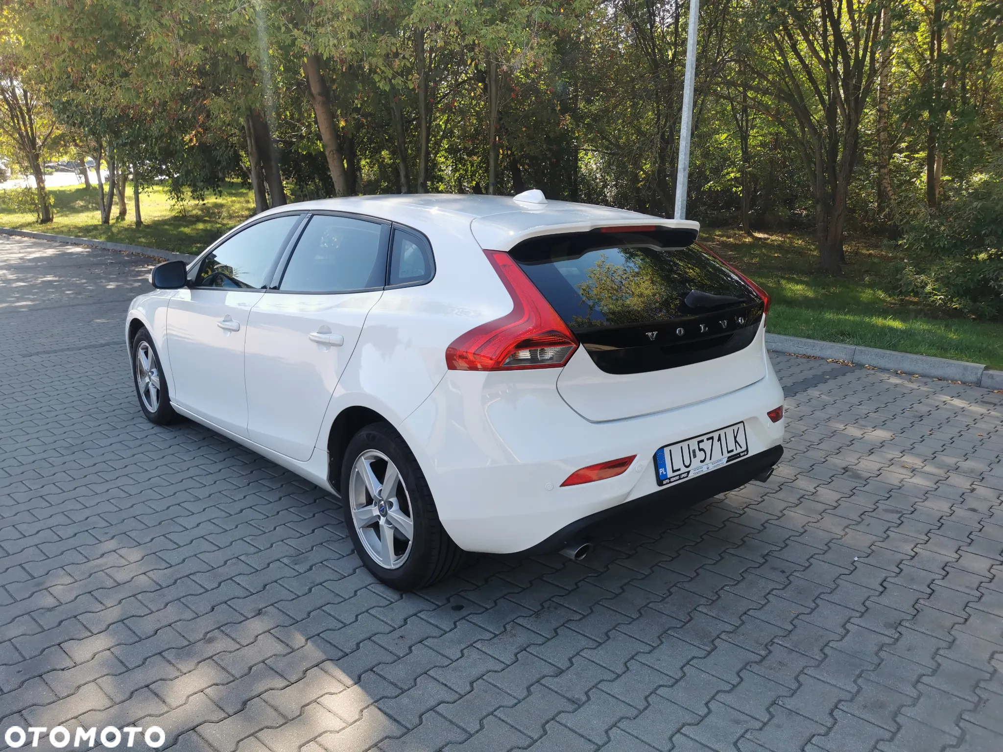 Volvo V40 D3 Kinetic - 10
