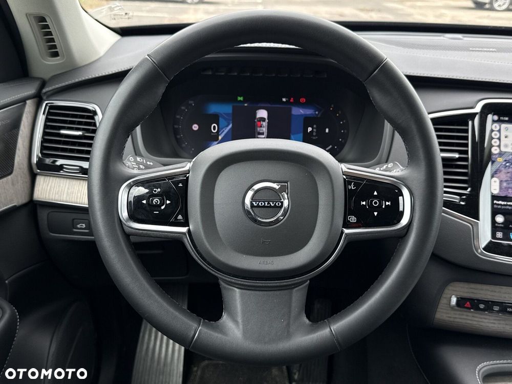 Volvo XC 90 B5 D AWD Plus Dark - 18