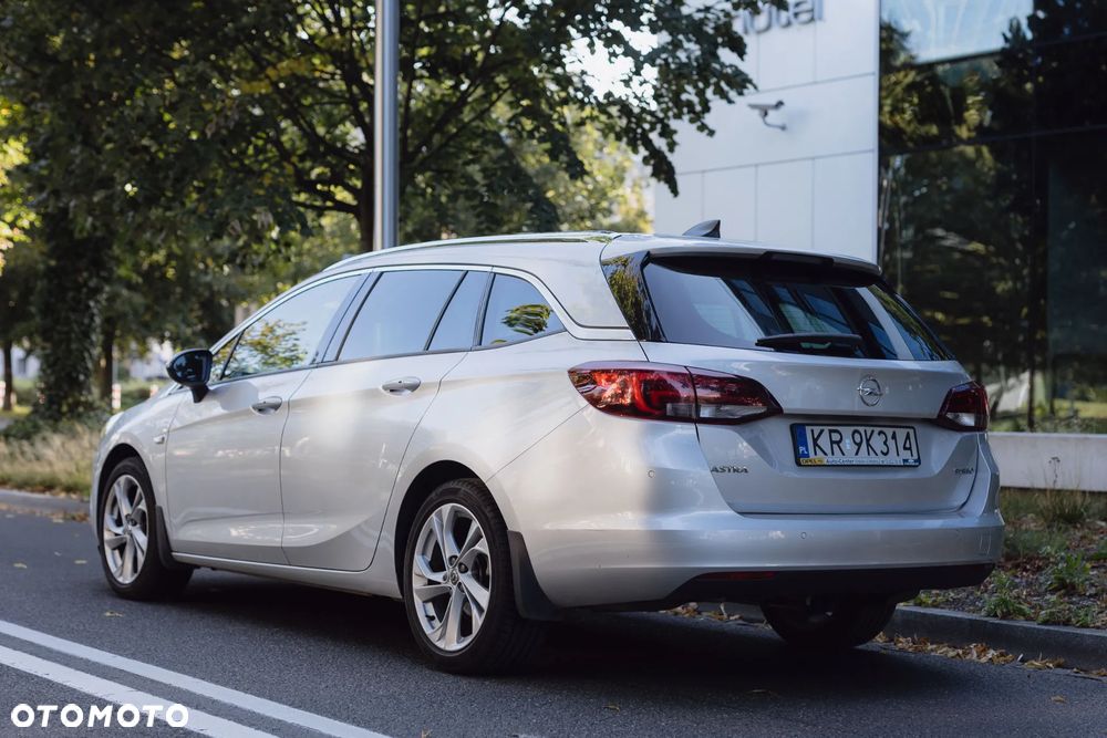 Opel Astra 2016 photo 2