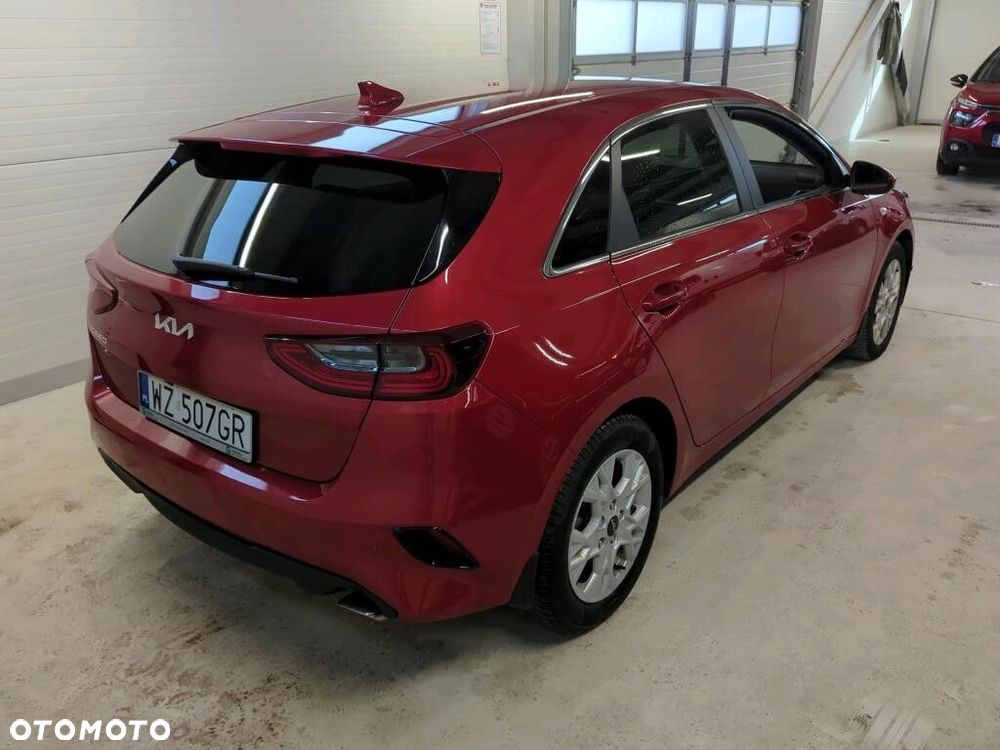 Kia Ceed - 5