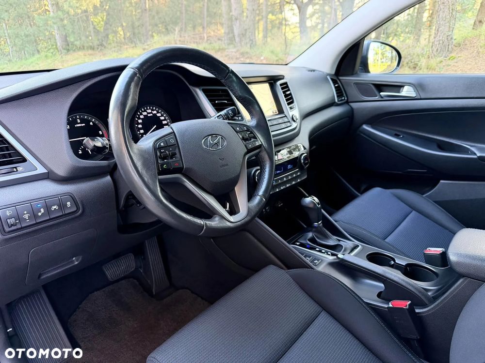 Hyundai Tucson blue 1.7 CRDi 2WD DCT Premium - 18
