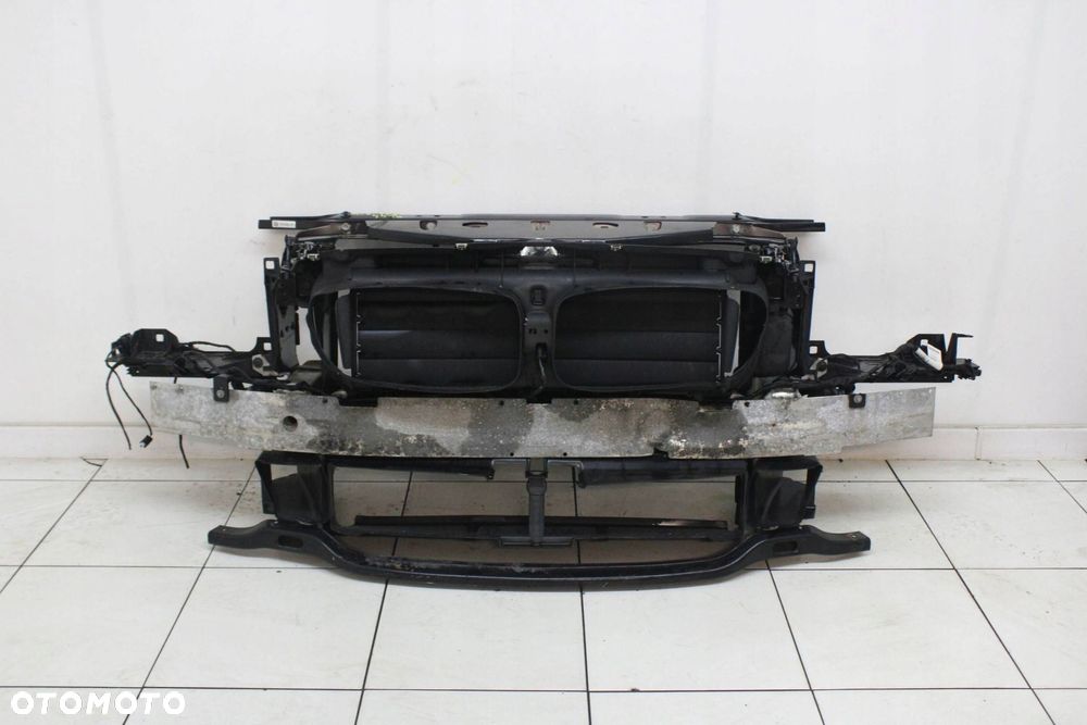 BMW 5 F10 F11 2009R- PAS PRZÓD PRZEDNI ŻALUZJA ROLETA BELKA - 1