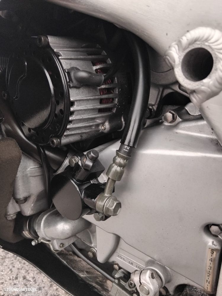 Yamaha Thunderace - 9