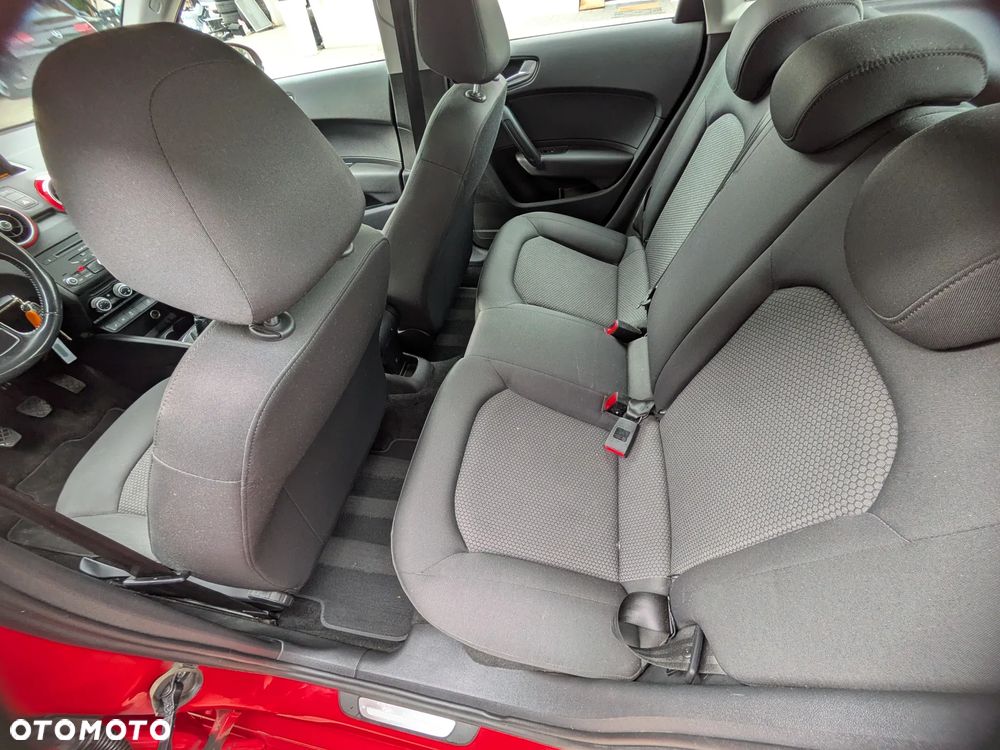 Audi A1 Sportback 1.2 TFSI S line edition - 17