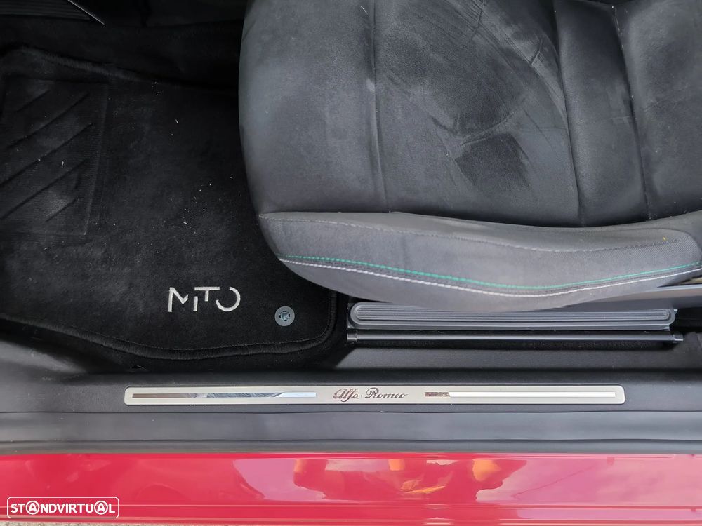 Alfa Romeo MiTo - 23
