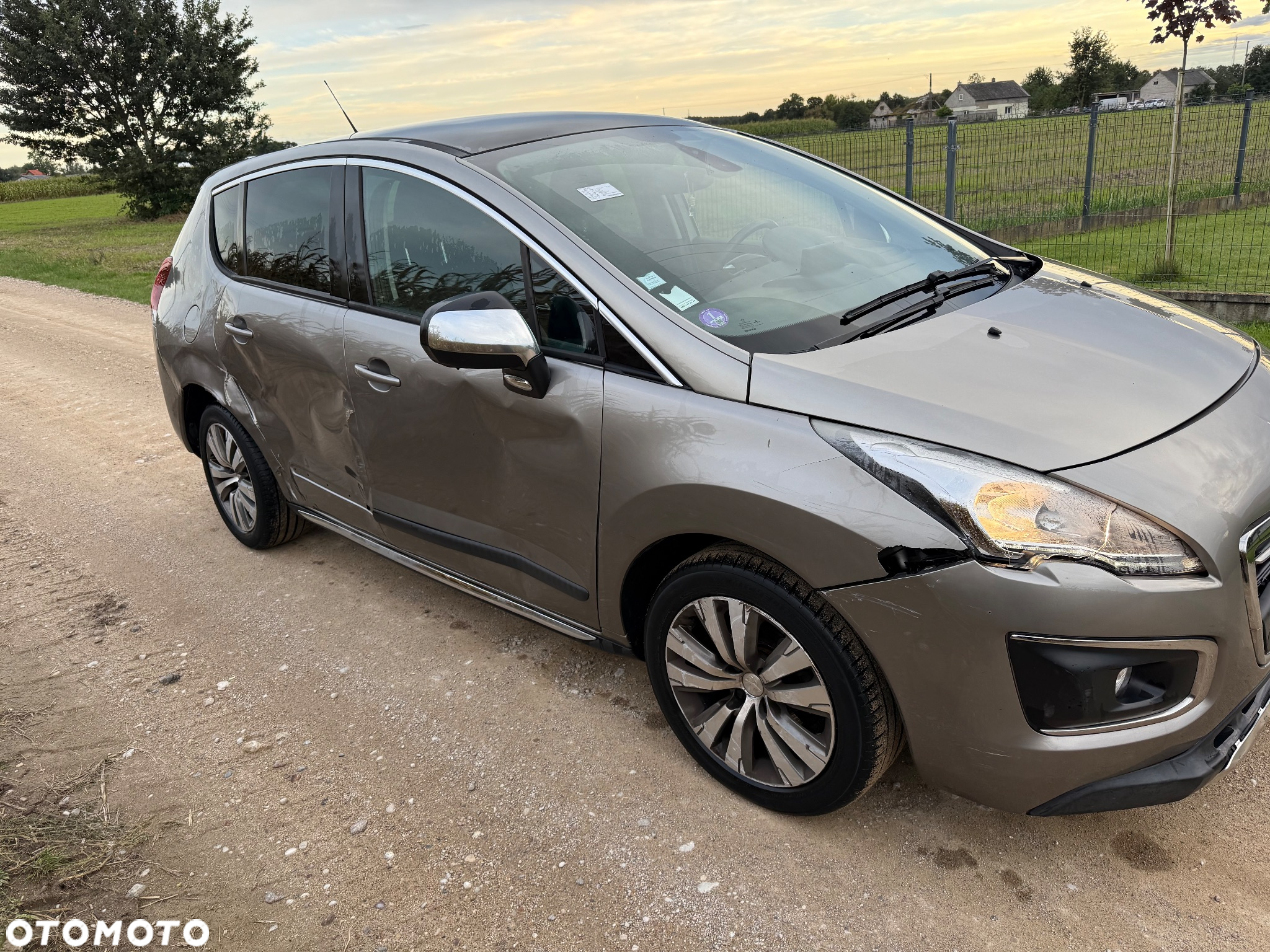 Peugeot 3008 PureTech 130 Stop & Start GPF Allure - 4