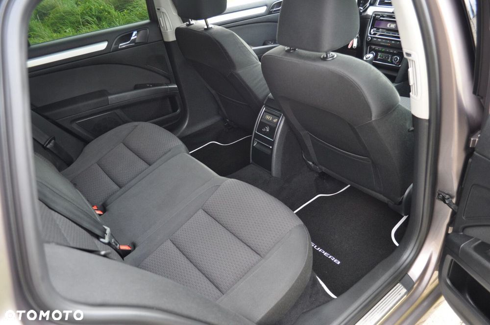 Skoda Superb - 16