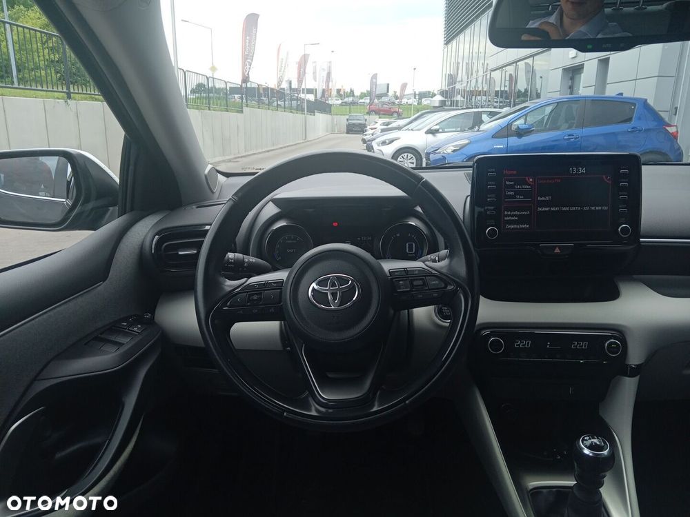 Toyota Yaris - 16