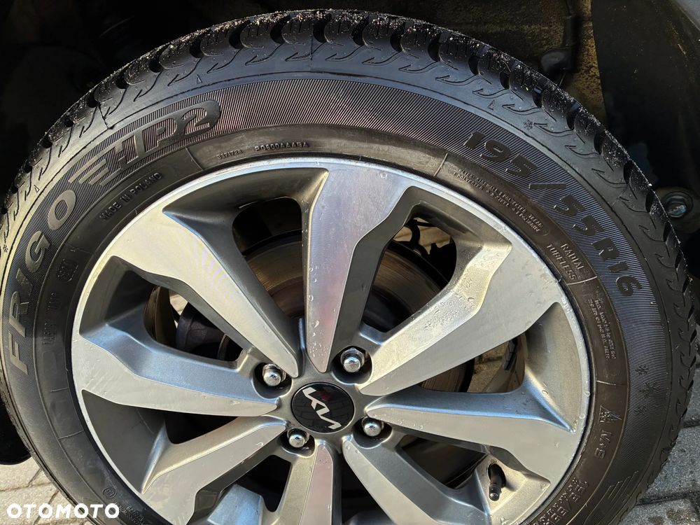 Kia Stonic 1.0 T-GDI M - 12