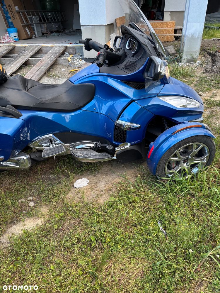 Can-Am Spyder - 5