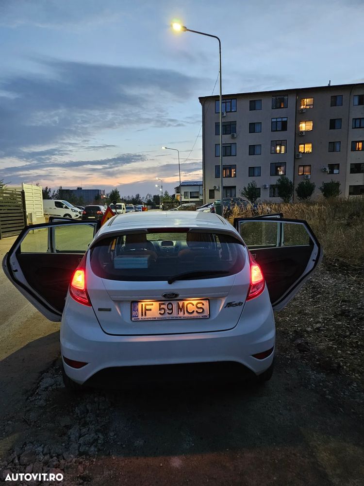 Ford Fiesta 1.0 EcoBoost Titanium - 8