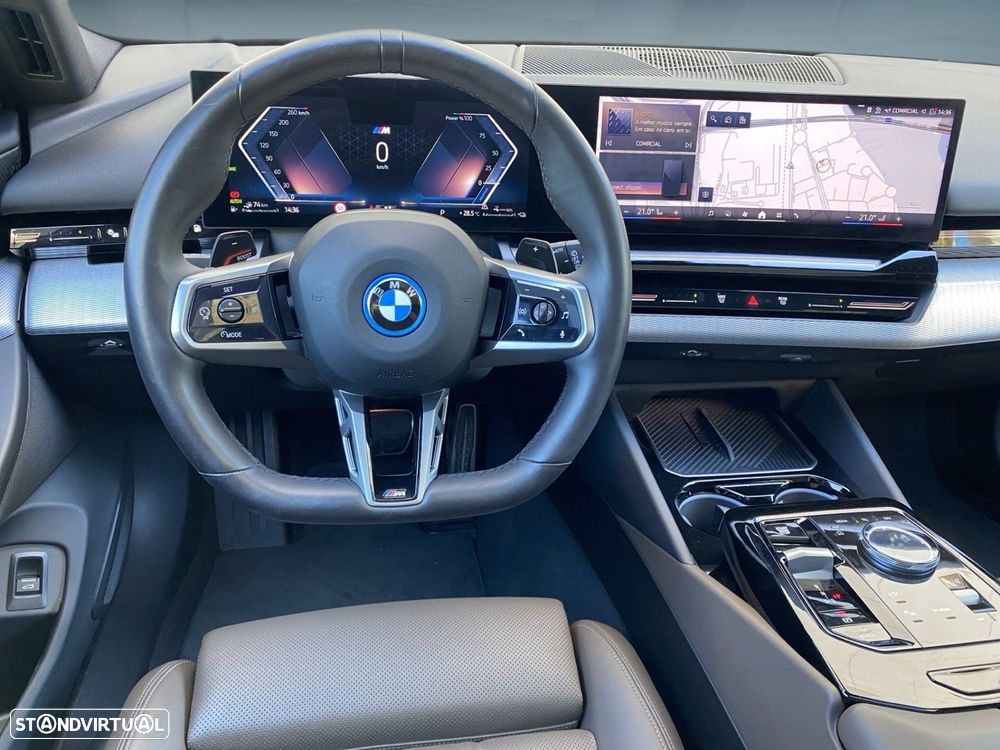 BMW 530 e Pack Desportivo M Pro — fotografia 7