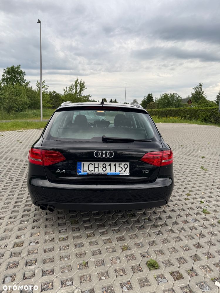 Audi A4 Avant - 25