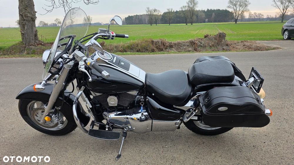 Suzuki Intruder - 23