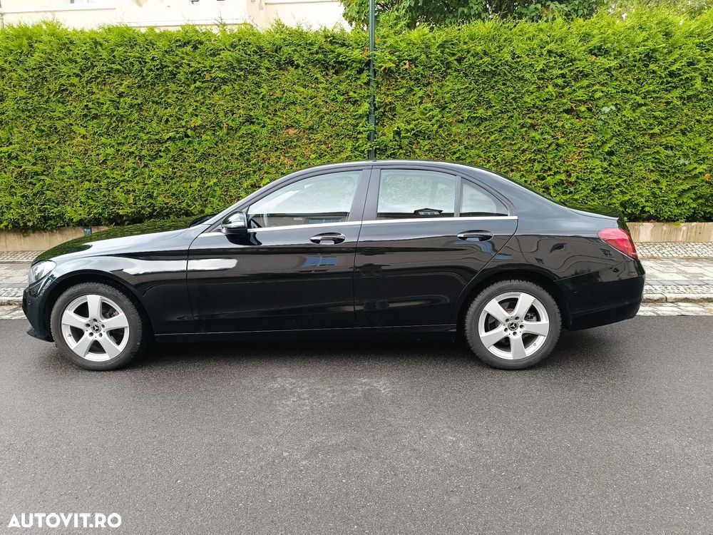 Mercedes-Benz C 220 d 4Matic 9G-TRONIC Avantgarde - 6