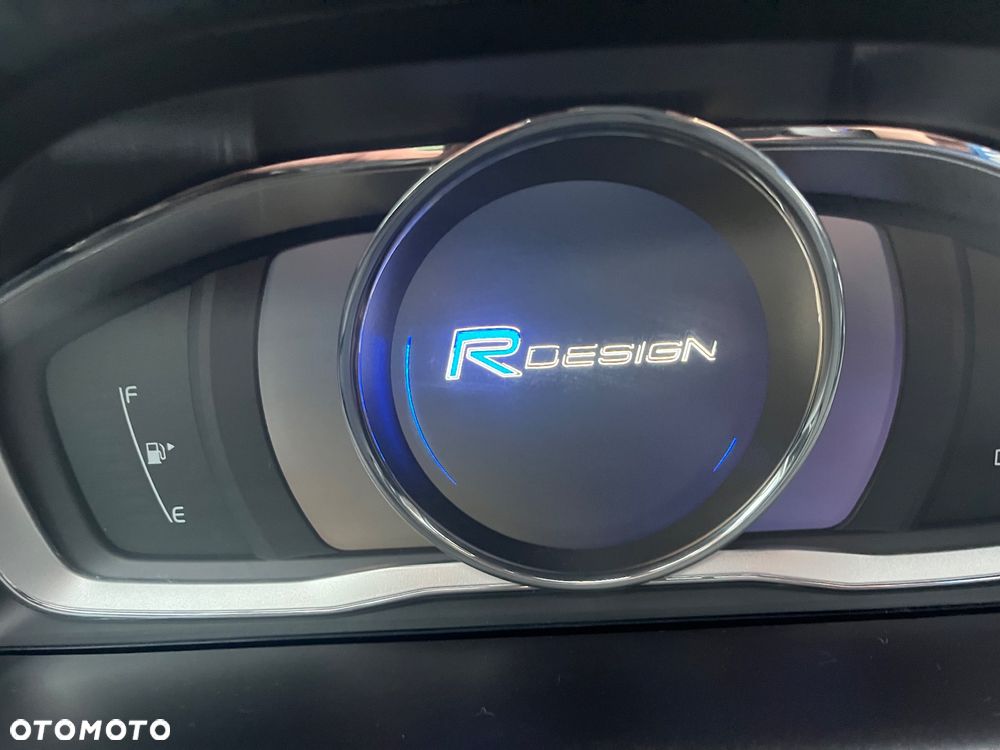 Volvo XC 60 D3 Drive-E R-Design Momentum - 25