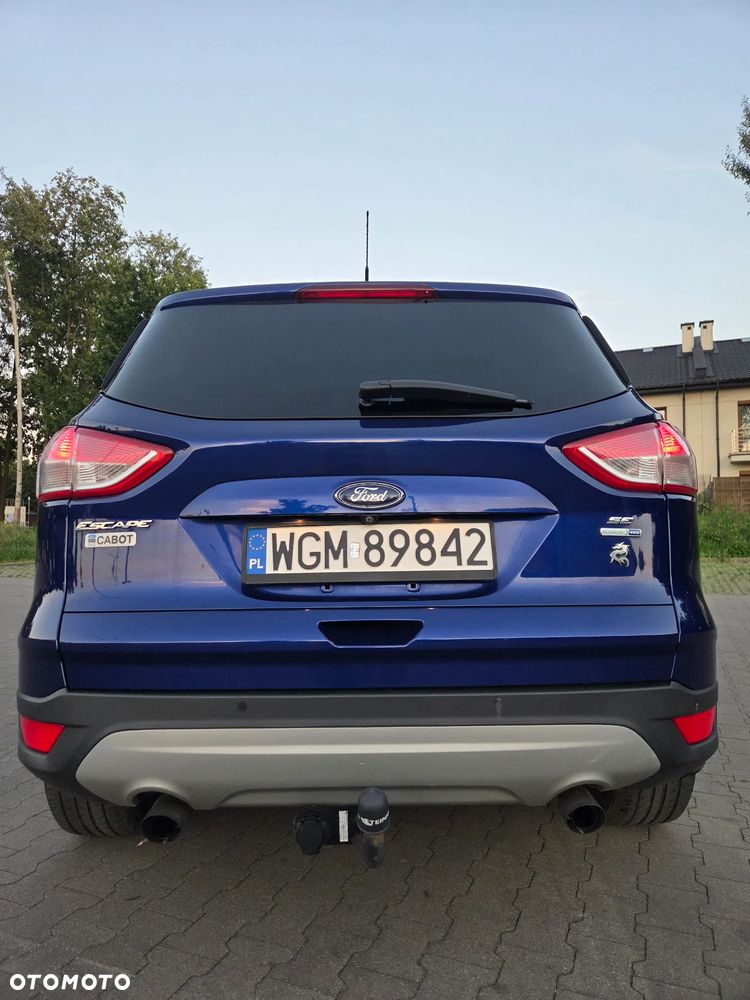 Ford Escape 2.0 EcoBoost AWD Titanium - 14