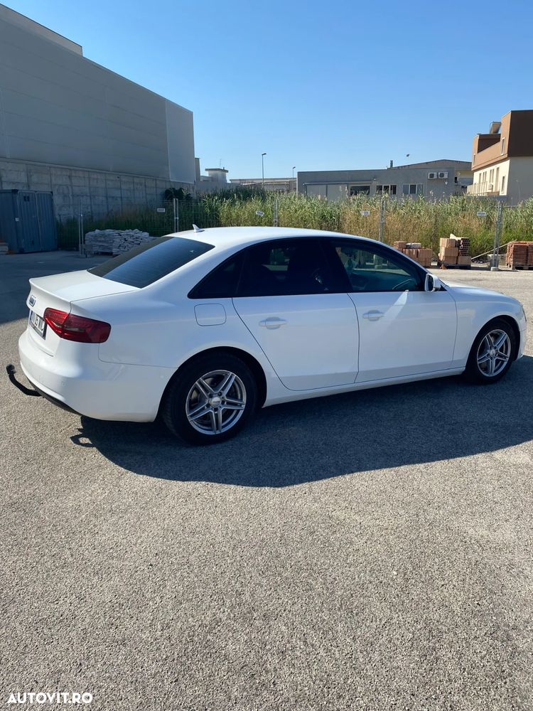 Audi A4 - 1