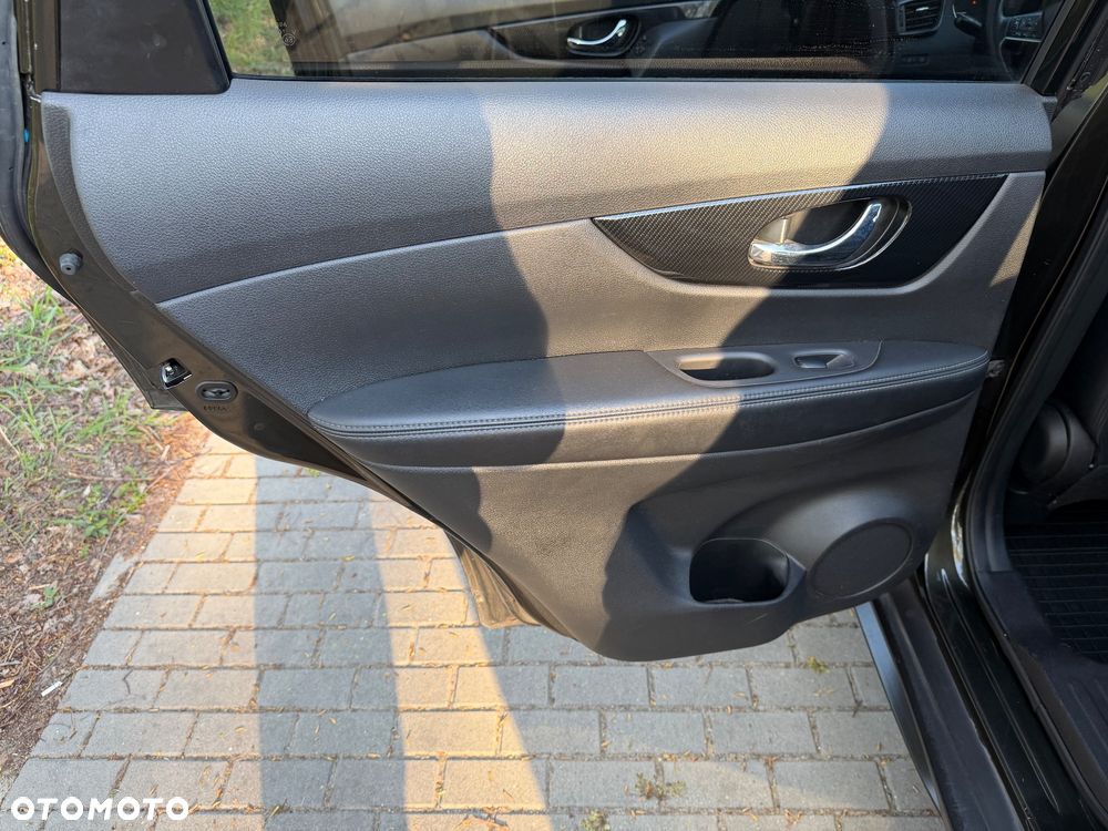 Nissan X-Trail 2.0 dCi ALL-MODE 4x4i Xtronic Tekna - 22