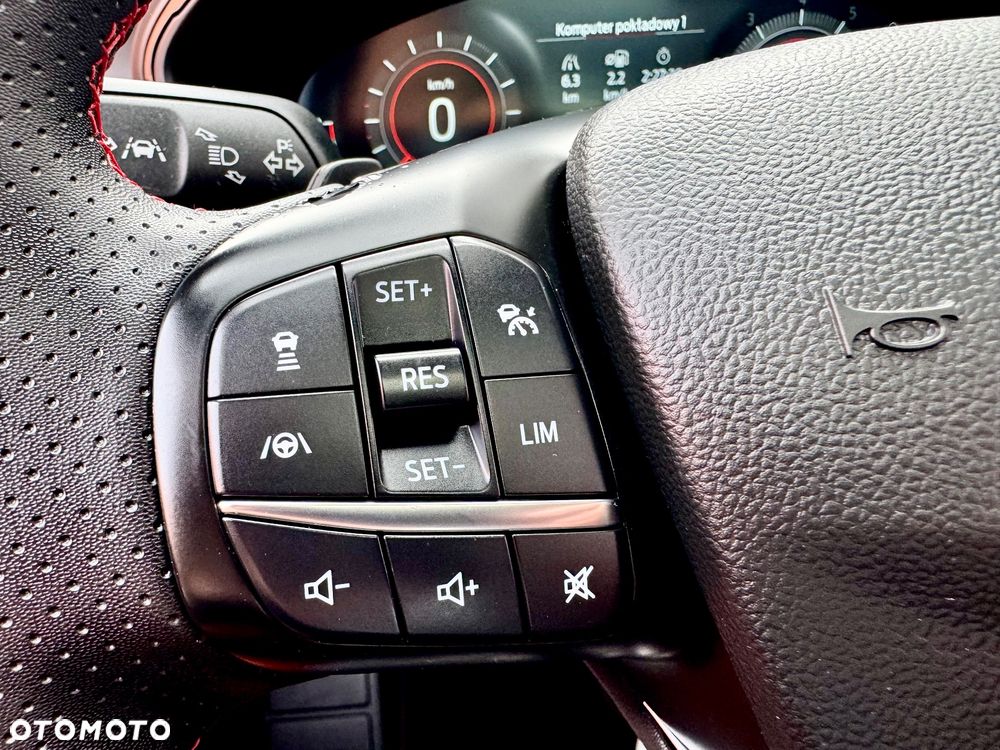 Ford Focus 1.5 EcoBoost STart-Stopp-System ST-LINE - 37