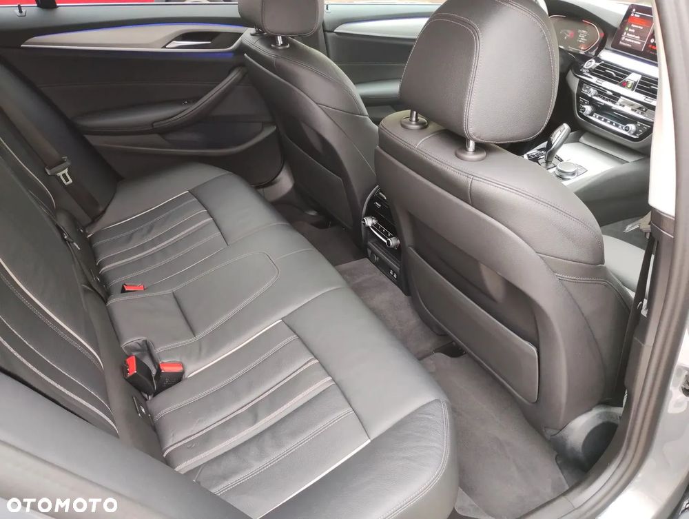 BMW Seria 5 520d - 3