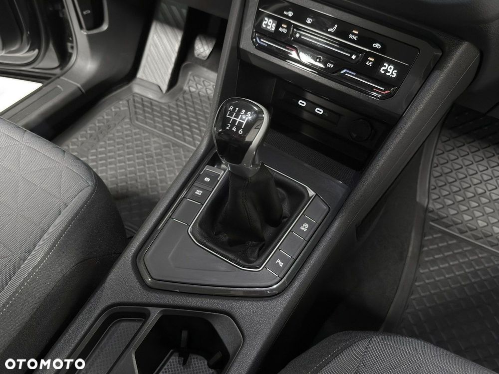 Volkswagen Tiguan 1.5 TSI EVO Life - 15