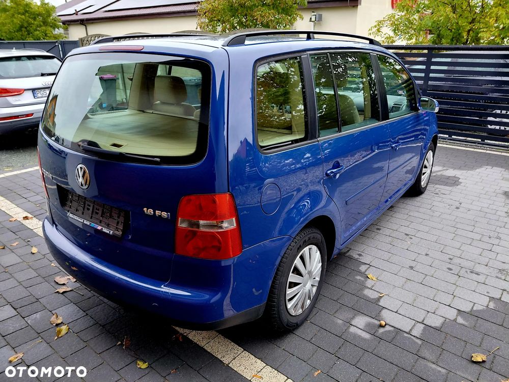 Volkswagen Touran 2003 photo 5