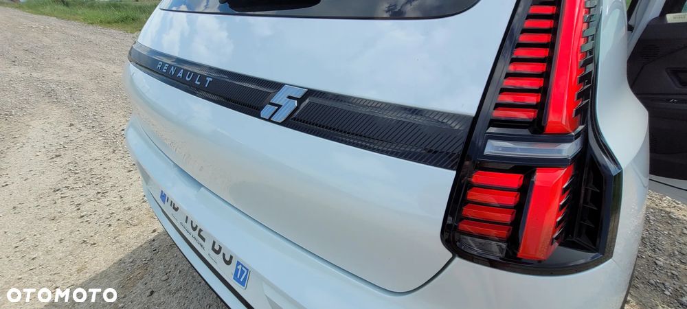Renault 5 52kWh Comfort Range Techno - 19