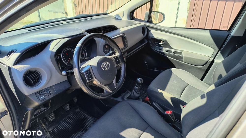 Toyota Yaris - 6