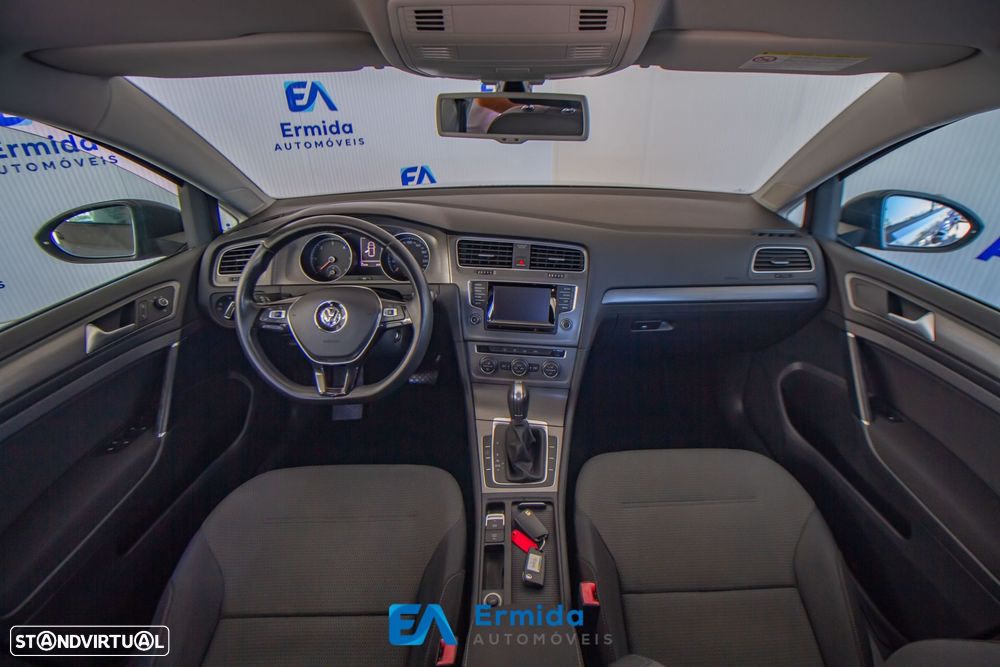 VW Golf 1.6 TDi Confortline DSG - 15