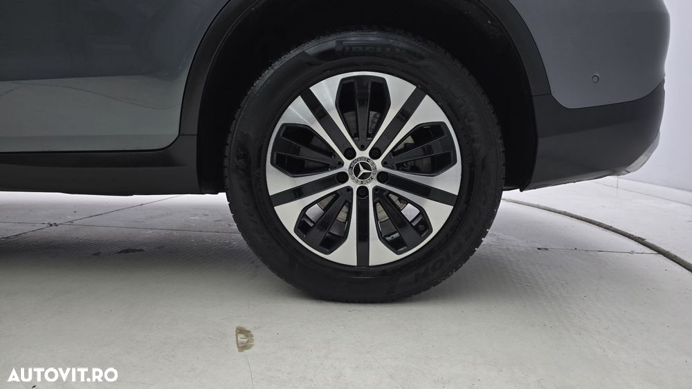Mercedes-Benz GLC 300 e 4MATIC - 22