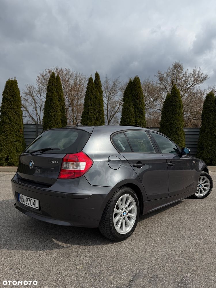 BMW Seria 1 - 10