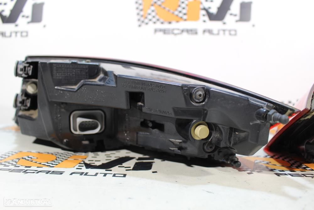 Farolim Esquerdo Audi Tt (Fv3, Fvp)  8S0945095 / Farolim Condutor Audi - 5