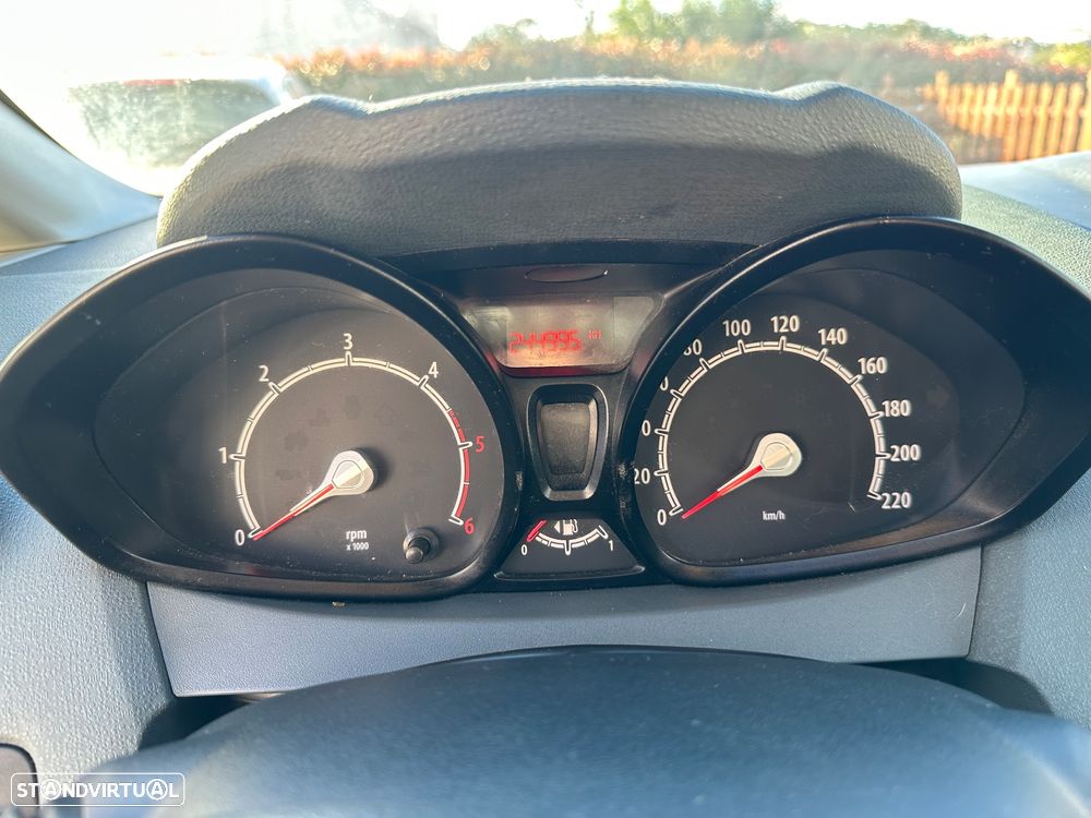 Ford Fiesta 1.4 TDCi Trend - 13